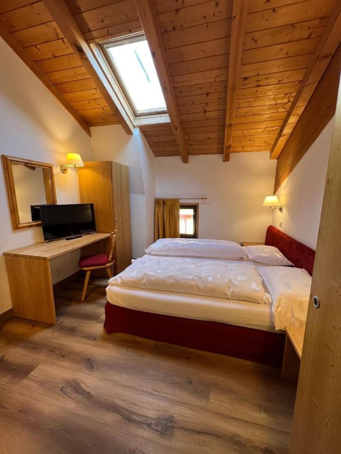 Antico Albergo Stella D'Italia Folgaria Luaran gambar