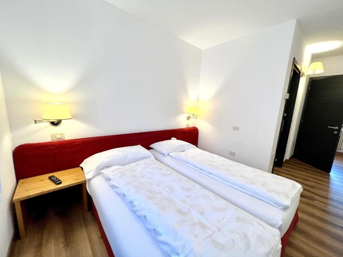 Antico Albergo Stella D'Italia Folgaria Luaran gambar