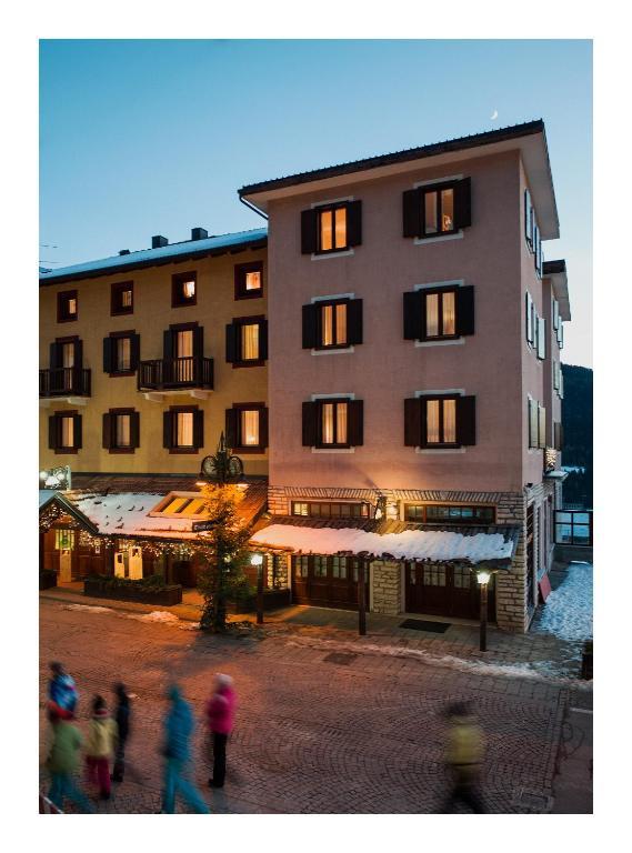 Antico Albergo Stella D'Italia Folgaria Luaran gambar